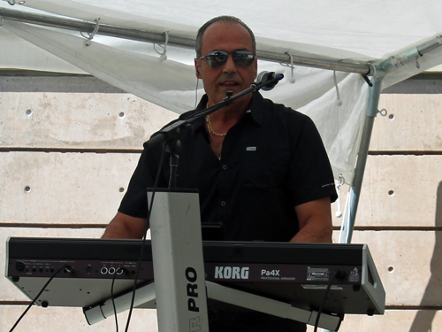 Tony Mikhael  keyboardist