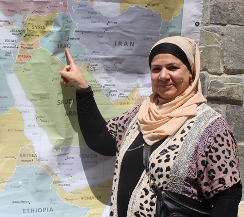 Pointing to Iraq