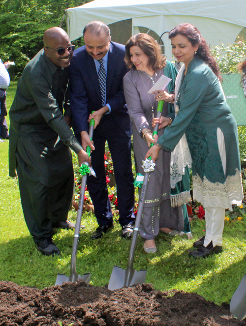 Groundbreaking of Pakistan Cultural Garden