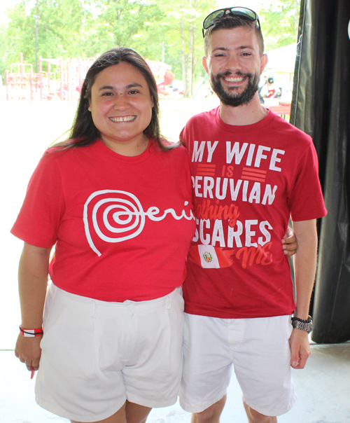 Couple at PERUCAN-OH picnic