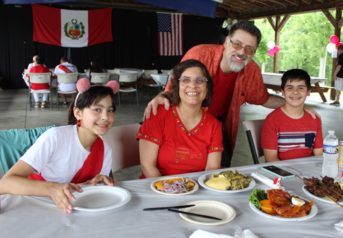 Eating at PERUCAN-OH picnic