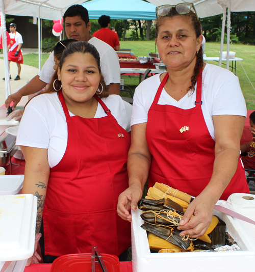 Making Tamal de Pollo