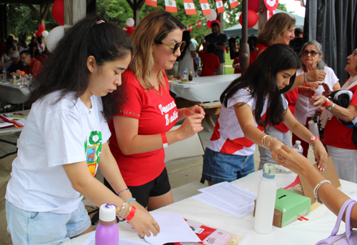 Sign-in table