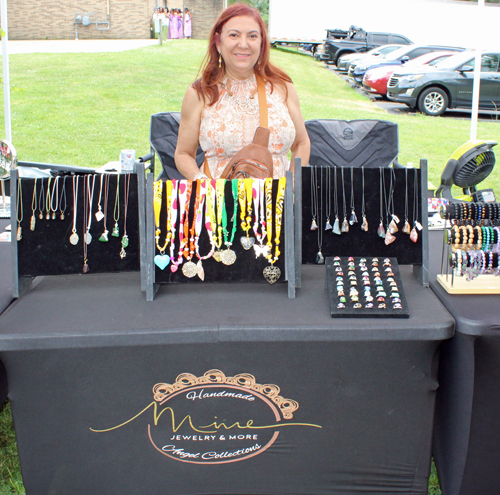 Vendor at PERUCAN-OH picnic