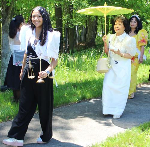 Filipino Parade of Sagalas for Santa Cruzan in Cleveland 2025