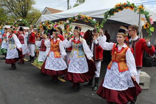 PIAST dancers