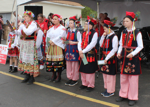 Students from the Henry Sienkiewicz Polish School