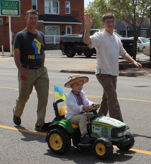 Ukrainian Community at Polish Constitution Day Parade in Parma 2023