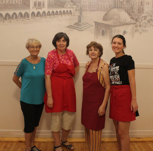 Polish-American Cultural Center picnic volunteers