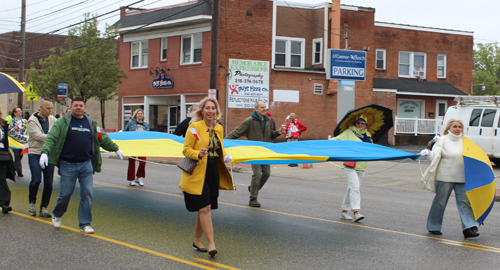 Ukrainian community at Polish Constitution Day Parade 2025 in Parma Ohio