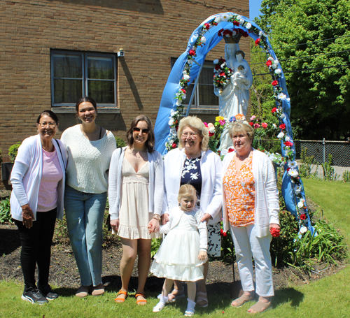 May Crowning at St. Casimir Church