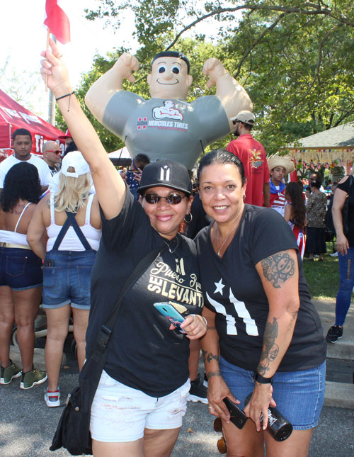 2 ladies at 2019 Puerto Rican Festival in Cleveland