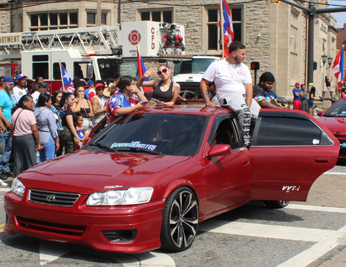 Cool car in the 2023 Cleveland Puerto Rican Parade