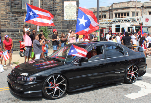 Cool car in the 2023 Cleveland Puerto Rican Parade