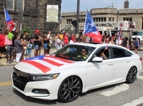 Cool car in the 2023 Cleveland Puerto Rican Parade