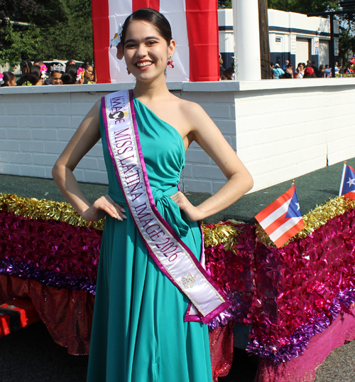 Latina Image girls at the 2025 Cleveland Puerto Rican Parade and Festival