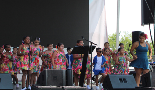 Julia De Burgos Cultural Arts Center performing at Puerto Rican festival