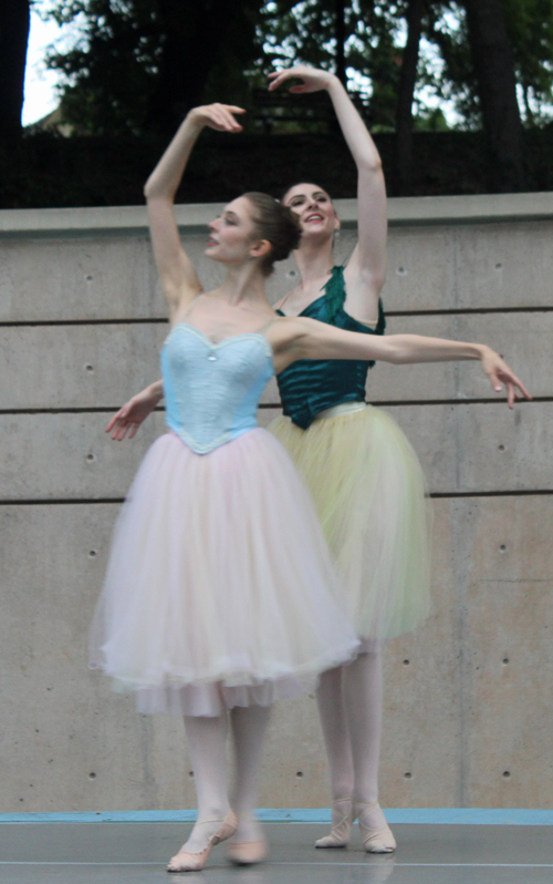 Cleveland Ballet School ladies