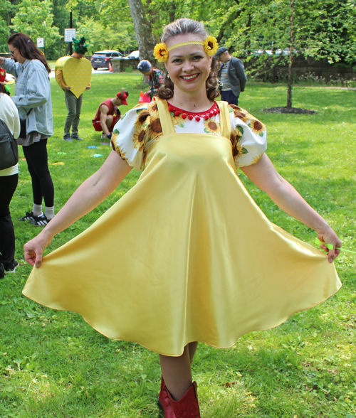 Russian Cultural Garden Paprika dancer