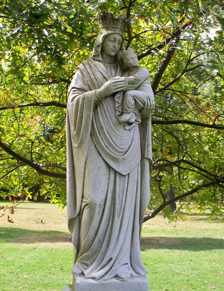 Mary and Jesus- Shrine of Mariapoch in Burton Ohio