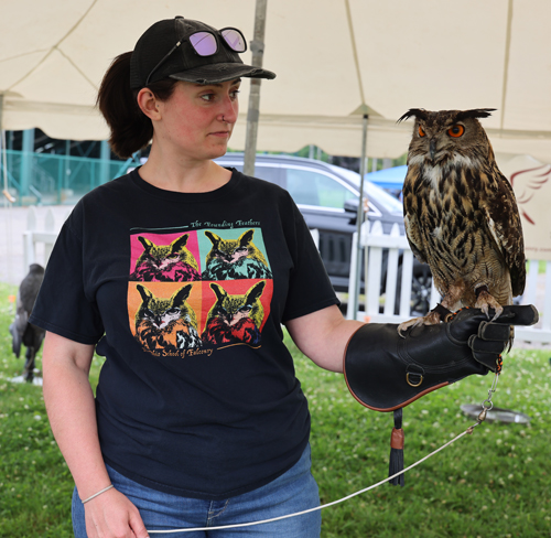 Lady with owl