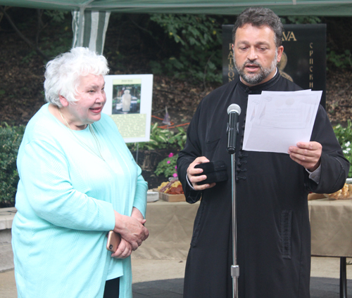 Father Kosir awards Mim Bizic the Tesla Medal