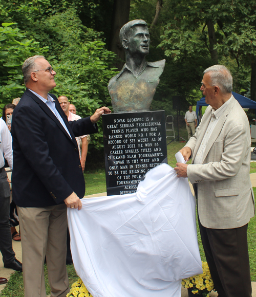 Dane Medich and Alex Machaskee unveil the Novak Djokovic bust