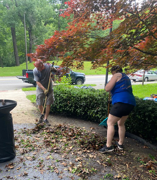 Serbian Cultural Garden Cleanup