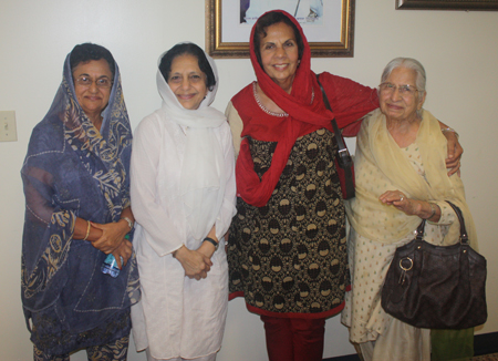 Kokila Patel, Neena Patel, Dr Gita Gidwani and Dr Sidhu