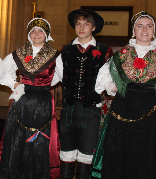 Kres Dancers