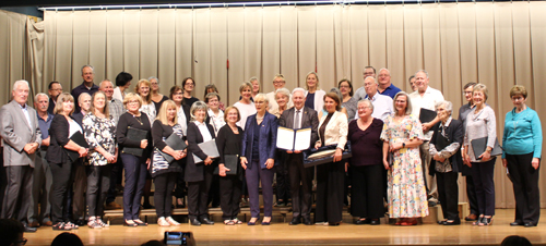 President Nataa Pirc Musar presented an award to the Slovenian community of Ohio 