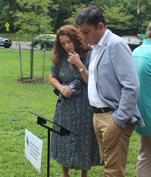 Syrian Cultural Garden attendees