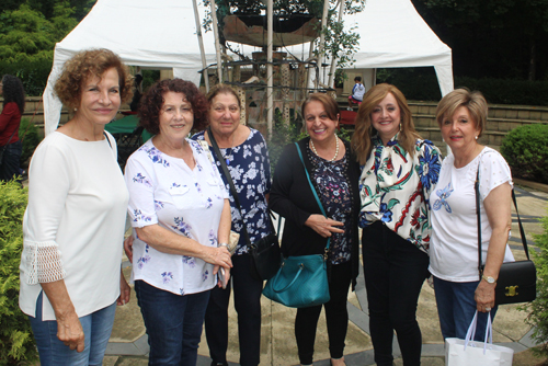 Syrian Cultural Garden attendees