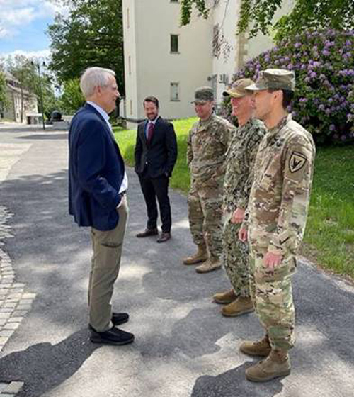 Senator Rob Portman with US troops