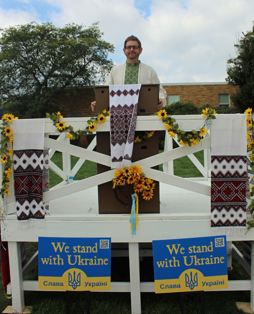 Parade and Ceremony MC Roman Fedkiw