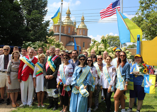 Ukrainian Independence Ceremony crowd