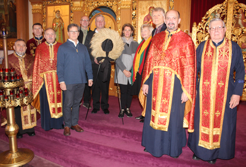 Ukrainian clergy with leaders of other groups